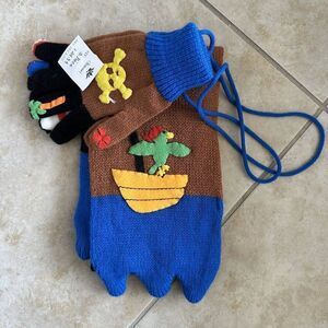 2-Piece Kid's Pirate Winter Glove and Scarf Set